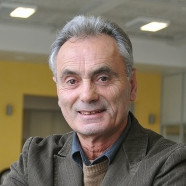 Portrait von Roland Hirth